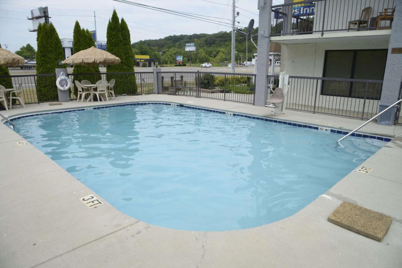 Days Inn By Wyndham Kodak/Sevierville Intrstate Smokeymntns מראה חיצוני תמונה